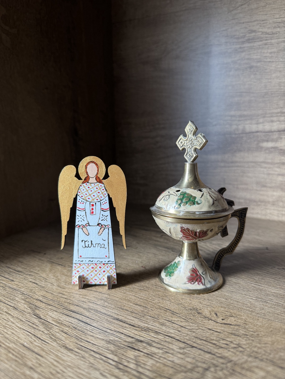 Îngeraș pictat manual - casă & stil de viață - accesorii pentru decorat casa - decorațiuni cu tematică spirituală - fossil, rocă, mineral - Artynos.ro Îngeraș pictat manual - casă & stil de viață - accesorii pentru decorat casa - decorațiuni cu tematică spirituală - fossil, rocă, mineral - Artynos.ro