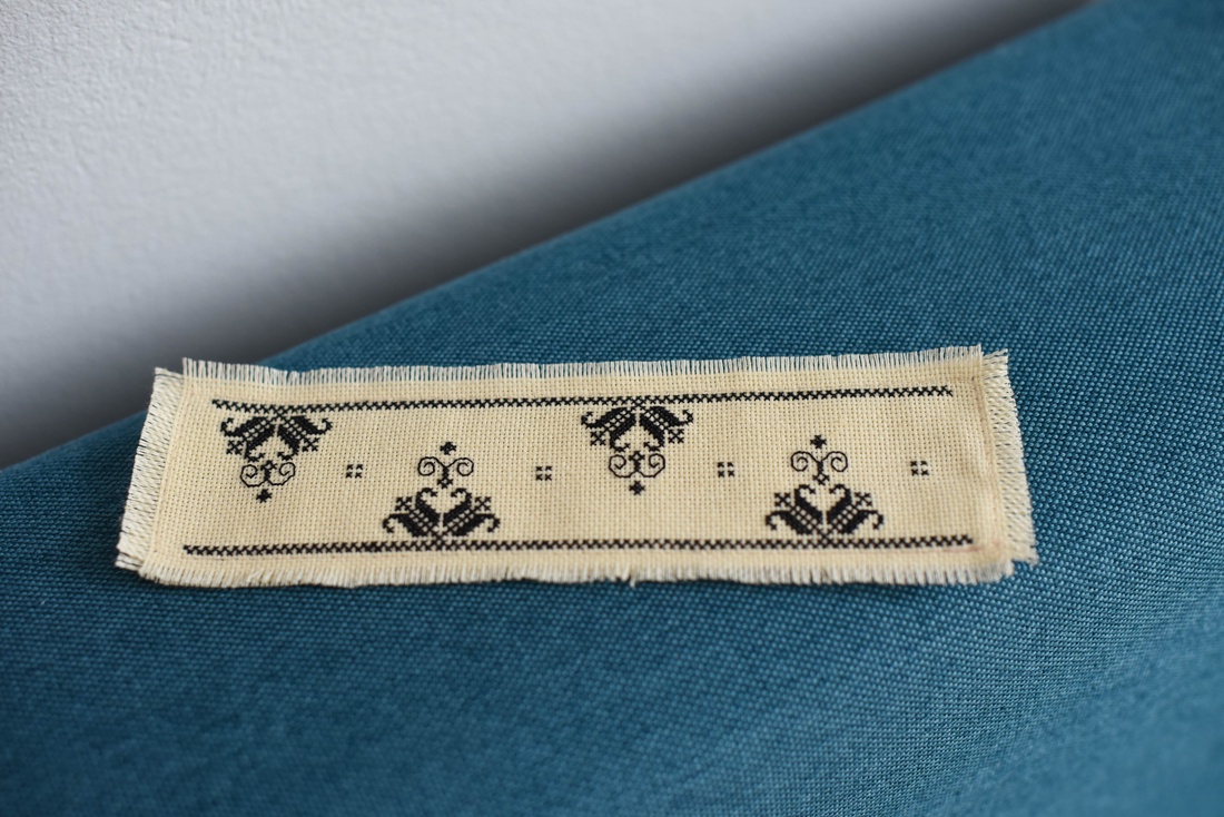 Semne de carte - accessorii și unelte - textile - pânză - Artynos.ro Semne de carte - accessorii și unelte - textile - pânză - Artynos.ro