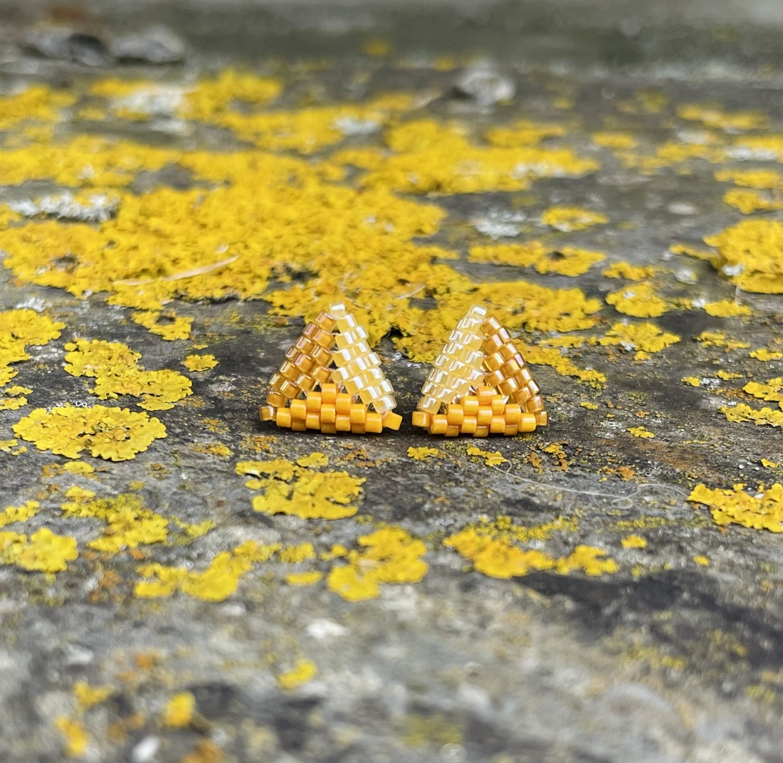 Cercei Honey bee - bijuterii - cercei - cercei și ornamente pentru urechi - Artynos.ro Cercei Honey bee - bijuterii - cercei - cercei și ornamente pentru urechi - Artynos.ro