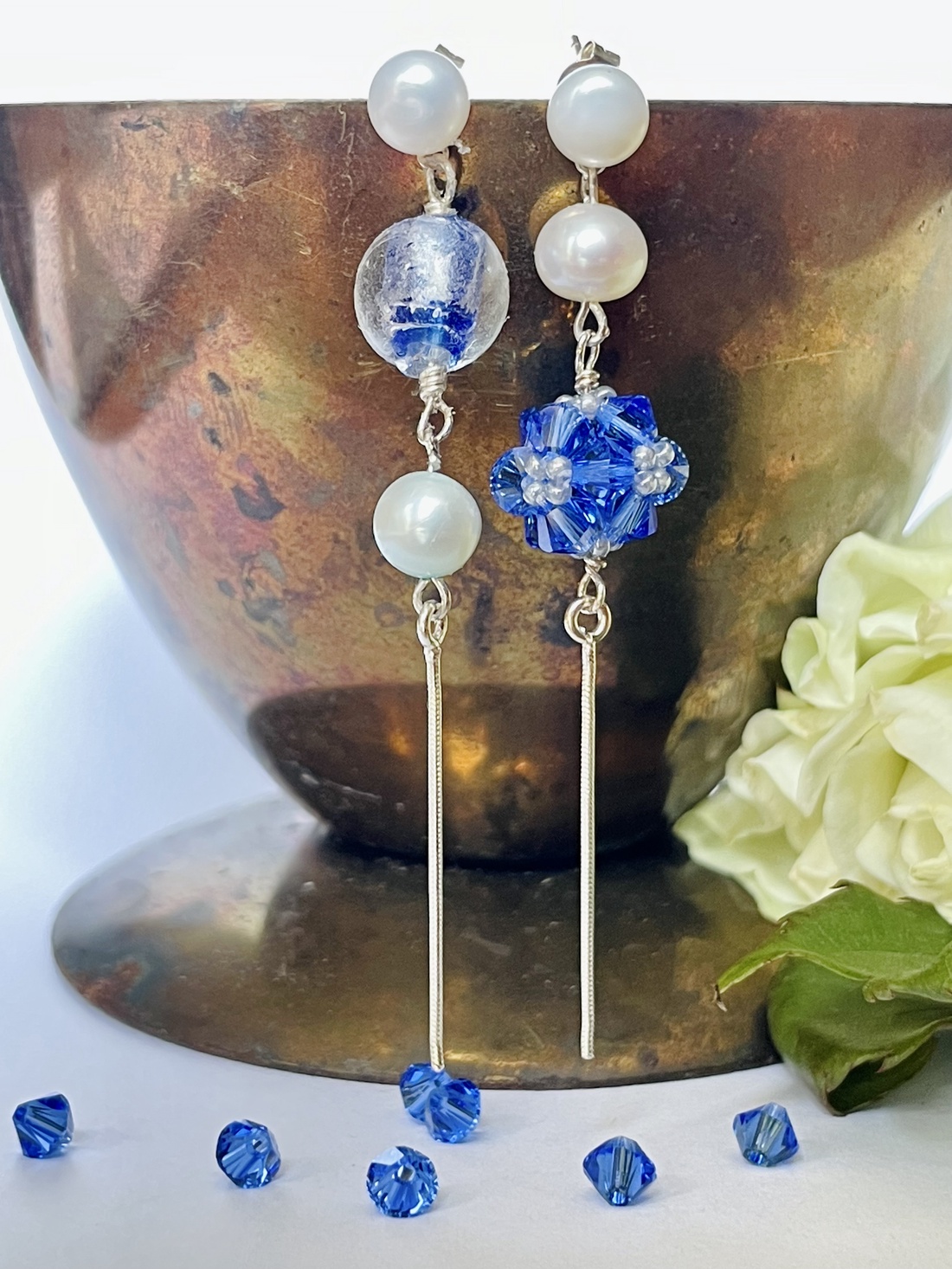 Cercei 'Sapphire blue', cu cristale Swarovski i argint - - Artynos.ro Cercei 'Sapphire blue', cu cristale Swarovski i argint - - Artynos.ro