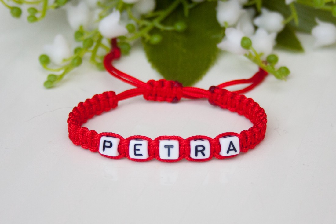 Renumită brățară macramé împletită - Roșu -  - Artynos.ro