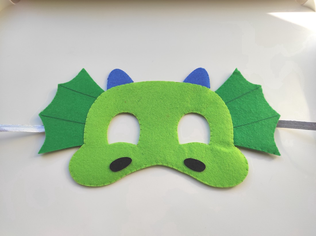 Costum de carnaval dragon pentru băieți - îmbrăcăminte și modă - costume și măști de carnaval - costume - Artynos.ro Costum de carnaval dragon pentru băieți - îmbrăcăminte și modă - costume și măști de carnaval - costume - Artynos.ro