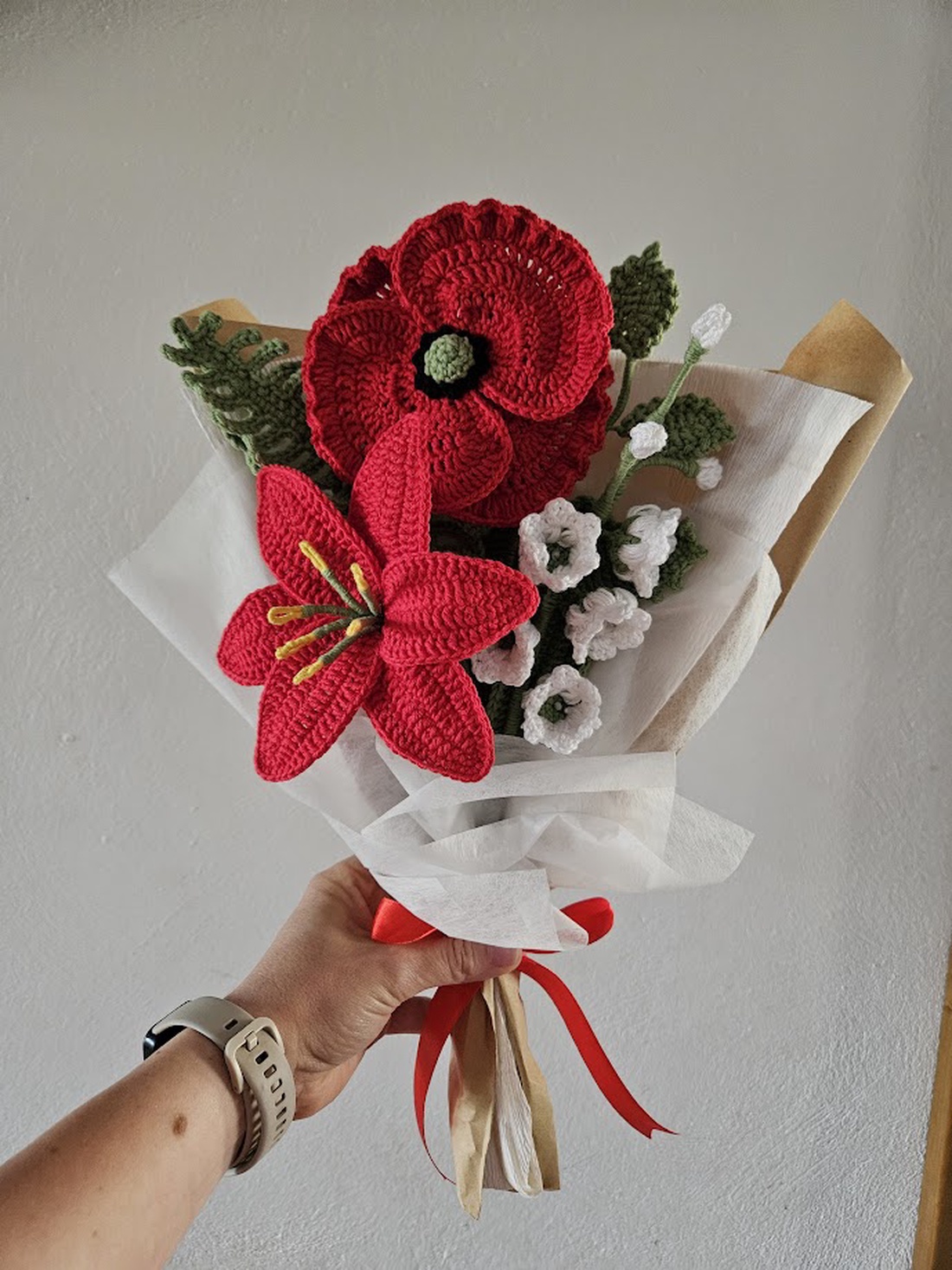Buchet crosetat - casă & stil de viață - accesorii pentru decorat casa - suport de flori - buchete de flori - Artynos.ro Buchet crosetat - casă & stil de viață - accesorii pentru decorat casa - suport de flori - buchete de flori - Artynos.ro