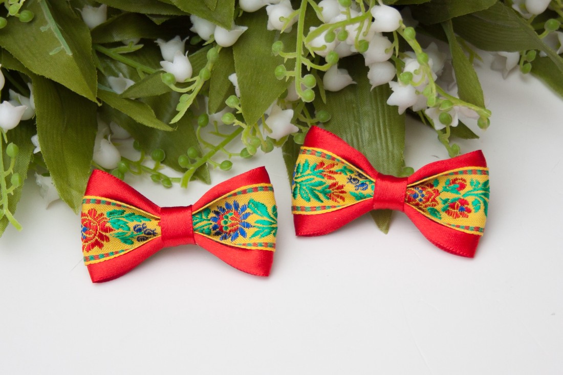 Clemă de păr cu model floral - roșu/galben -  - Artynos.ro