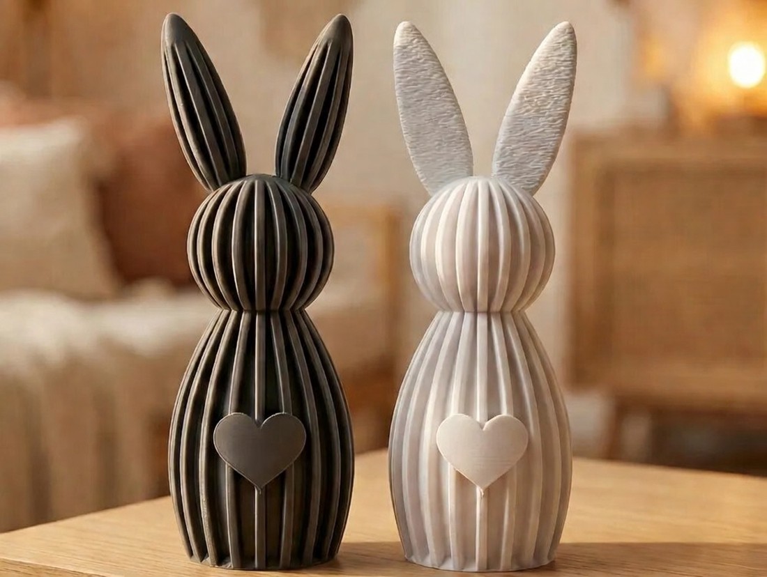 Iepuraș cu inimioară în relief � Decor minimalist alb-negru, disponibil în două variante -  - Artynos.ro