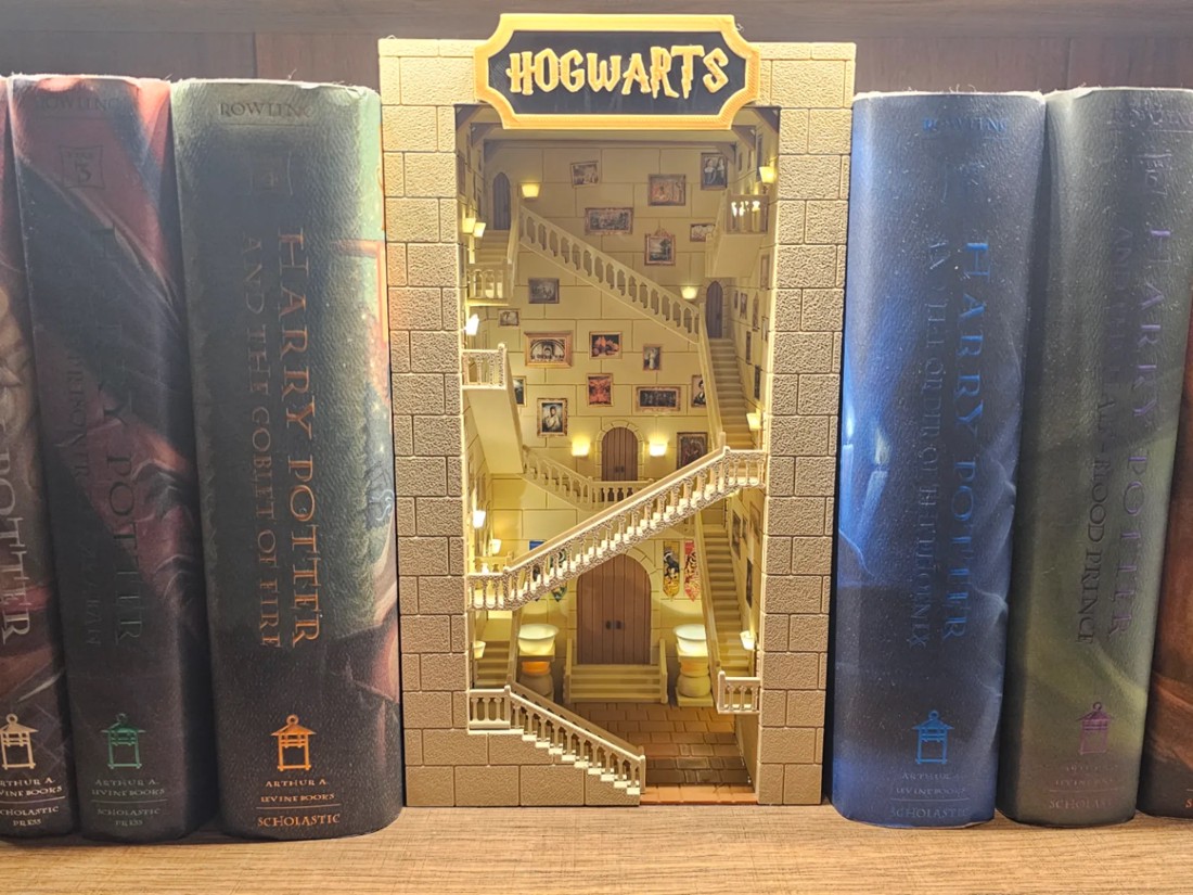 Harry Potter Bookend / Decorare raft - casă & stil de viață - accesorii pentru decorat casa - decorațiuni de masă și decorațiuni pentru rafturi - decorațiuni de masă - Artynos.ro Harry Potter Bookend / Decorare raft - casă & stil de viață - accesorii pentru decorat casa - decorațiuni de masă și decorațiuni pentru rafturi - decorațiuni de masă - Artynos.ro