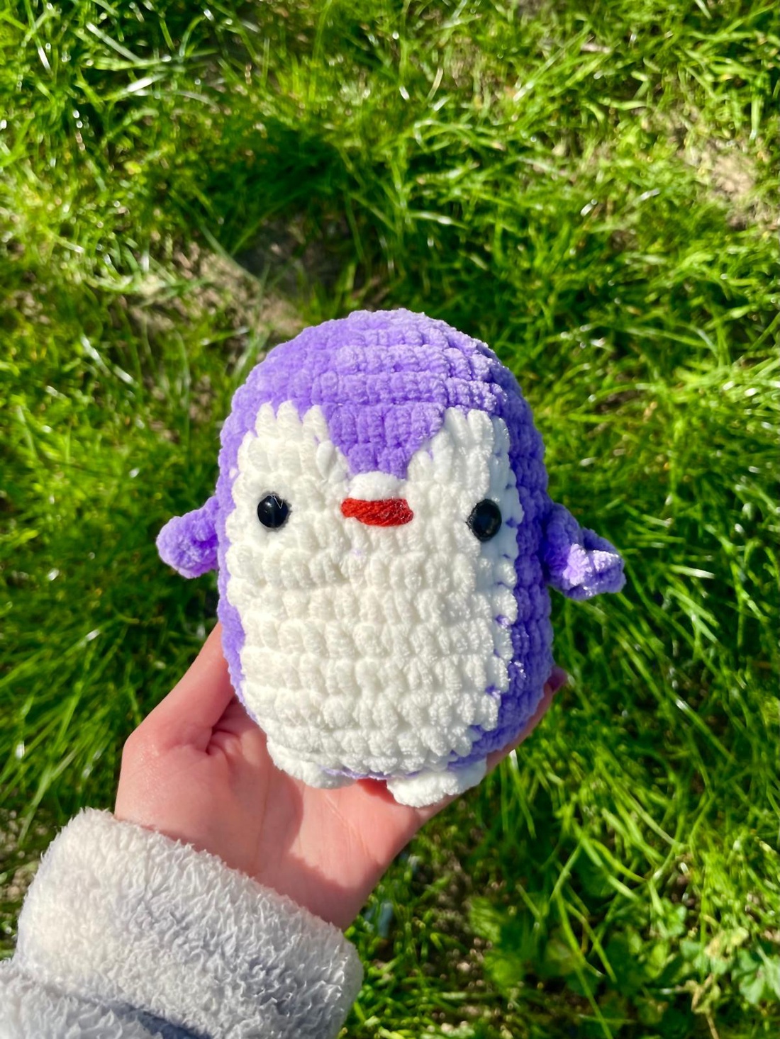 Pinguin violet crosetat - jucării și echipamente pentru copii - plușuri - pești de pluș - Artynos.ro