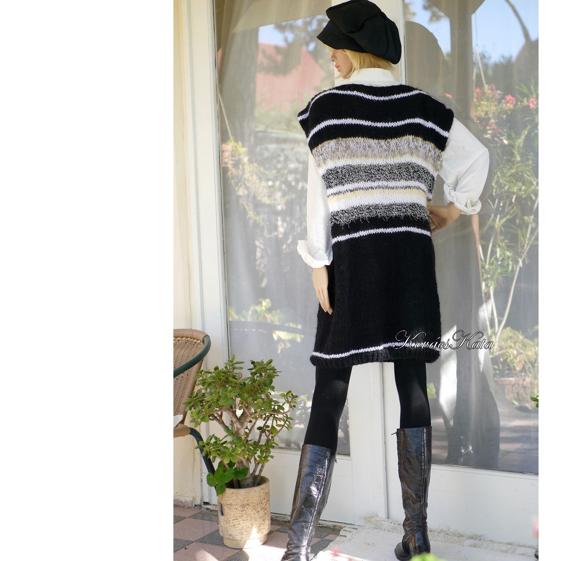 DESIREE - vestă cu pulover maxi tricotat exclusiv manual / alb și negru - îmbrăcăminte și modă - haine damă - hanorace, cardigane - Artynos.ro