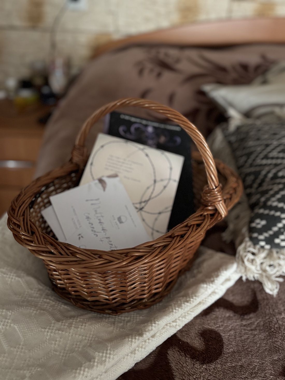 Coș cadou oval mic KC-205 - casă & stil de viață - organizare & depozitare - coșuri depozitare - Artynos.ro