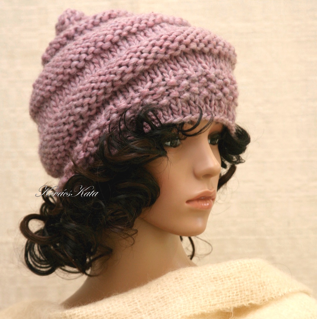 CSIGASAPI / ametist - capac de design tricotat manual - îmbrăcăminte și modă - eșarfe, pălării, fularuri - căciulă - Artynos.ro