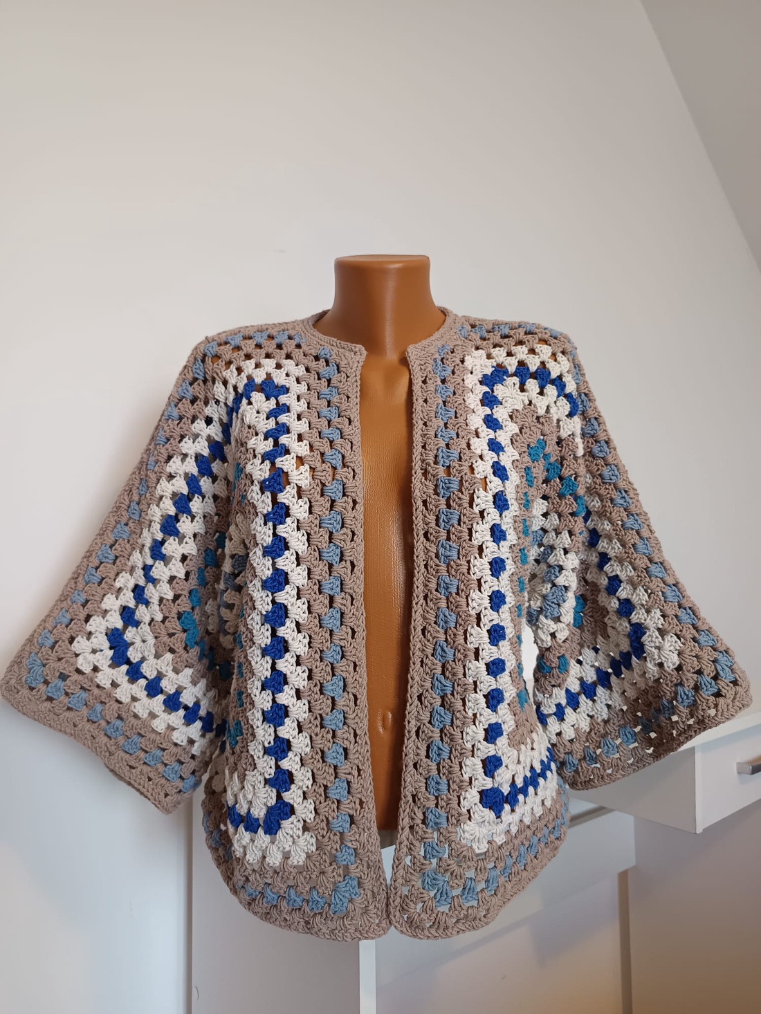 Cardigan croșeat - îmbrăcăminte și modă - haine damă - hanorace, cardigane - Artynos.ro