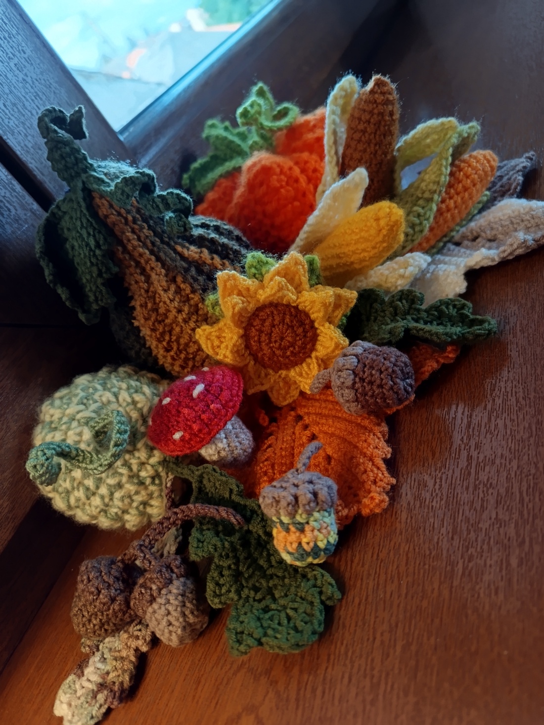 Decor toamnă croșetat  - casă & stil de viață - decorațiuni de casă - accesorii florale - buchete de flori - Artynos.ro