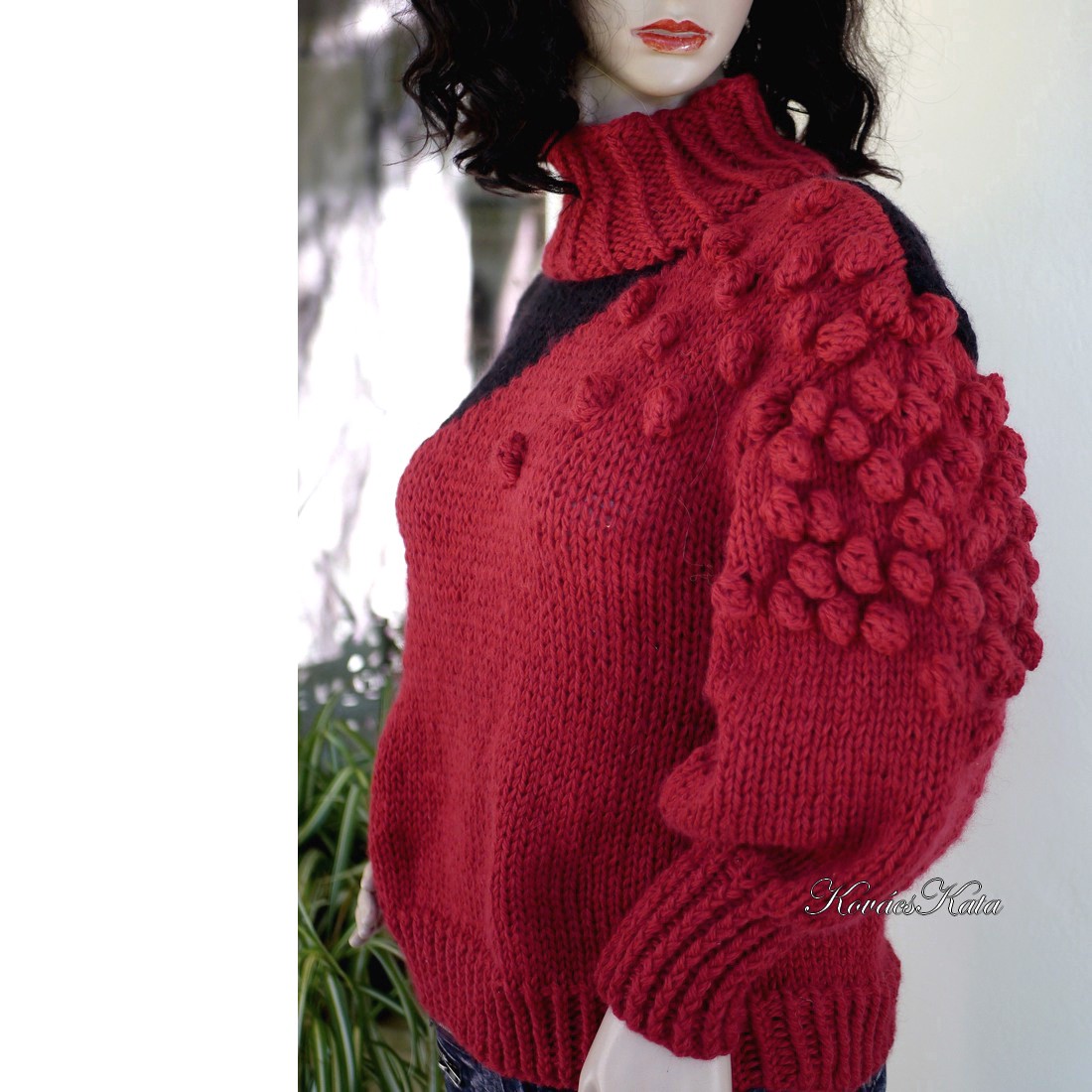 BORKA pulover extravagant, gros, tricotat manual din merinos / roșu-negru - îmbrăcăminte și modă - haine damă - hanorace, cardigane - Artynos.ro