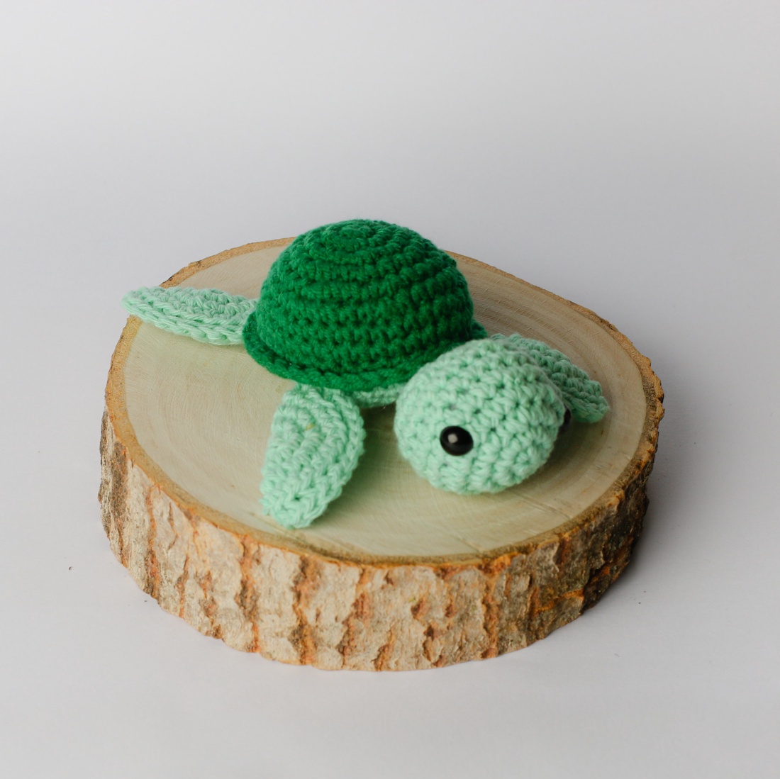 Breloc croșetat țestoasă  - genți și portofele - accesorii genți - breloc - Artynos.ro