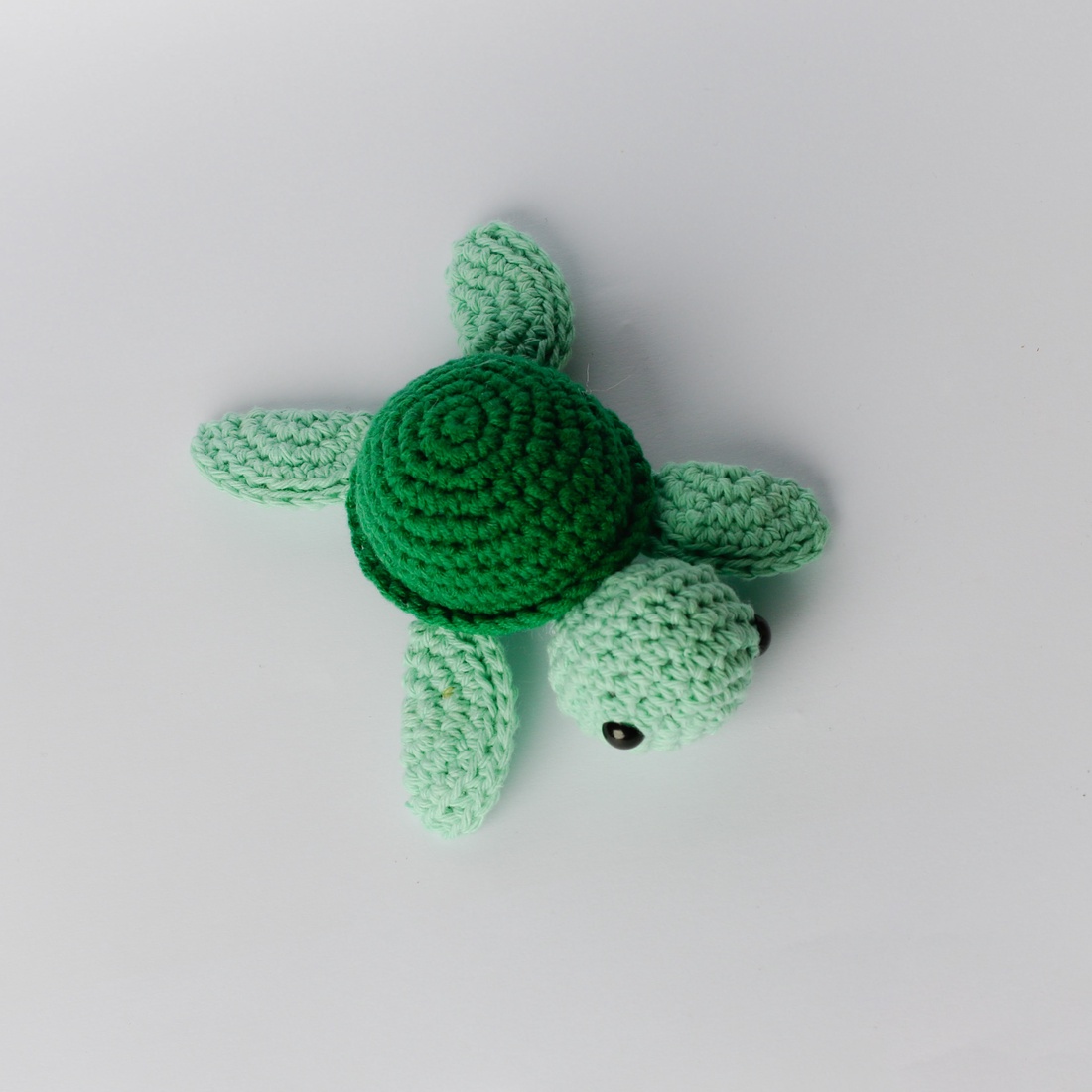 Breloc croșetat țestoasă  - genți și portofele - accesorii genți - breloc - Artynos.ro