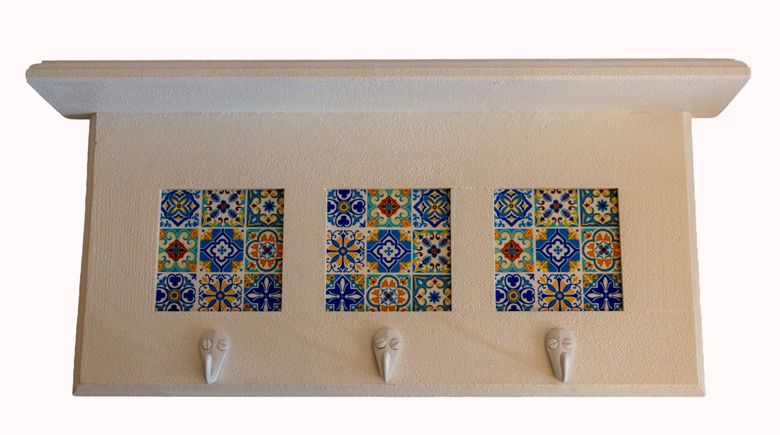 Cuier din lemn cu 3 placi de faianta, 51x9x23 cm - casă & stil de viață - mobilier artizanal - cuier - Artynos.ro