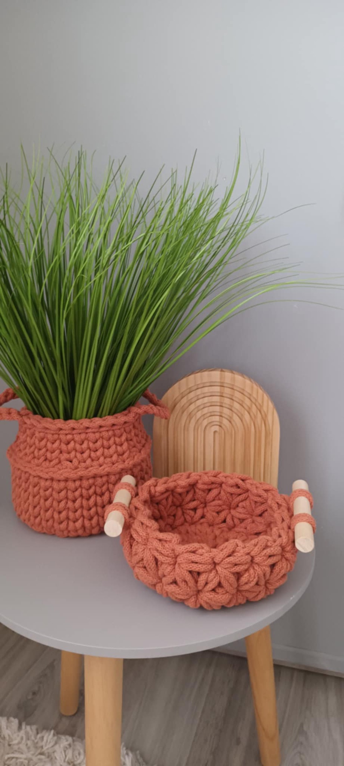 Coșuri croșetate personalizate în teracotă - set de coșuri croșetate - - Artynos.ro Coșuri croșetate personalizate în teracotă - set de coșuri croșetate - - Artynos.ro