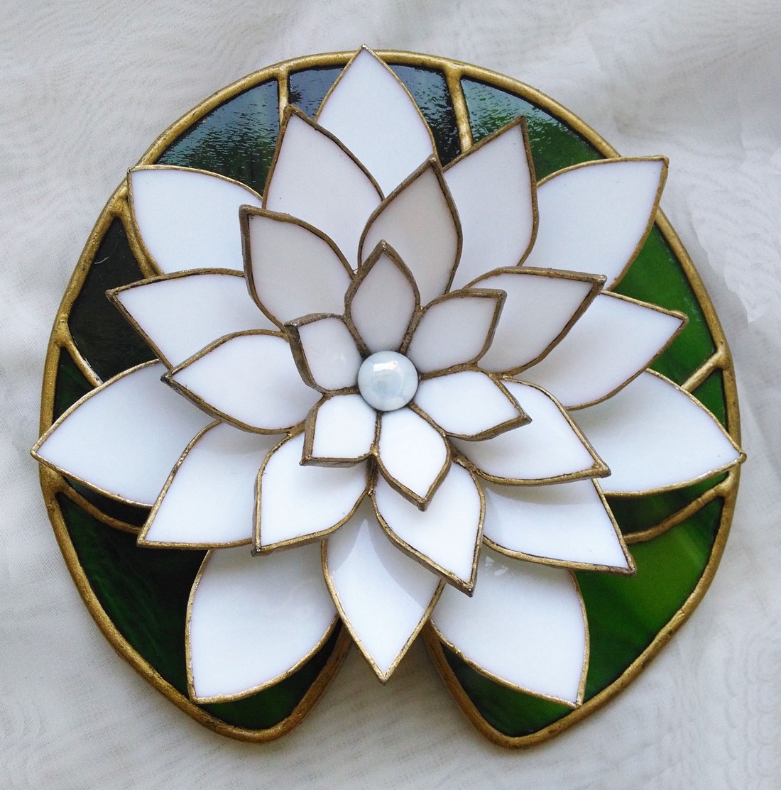 Ornament uriaș cu potcoavă sau suport pentru tămâie - - Artynos.ro Ornament uriaș cu potcoavă sau suport pentru tămâie - - Artynos.ro