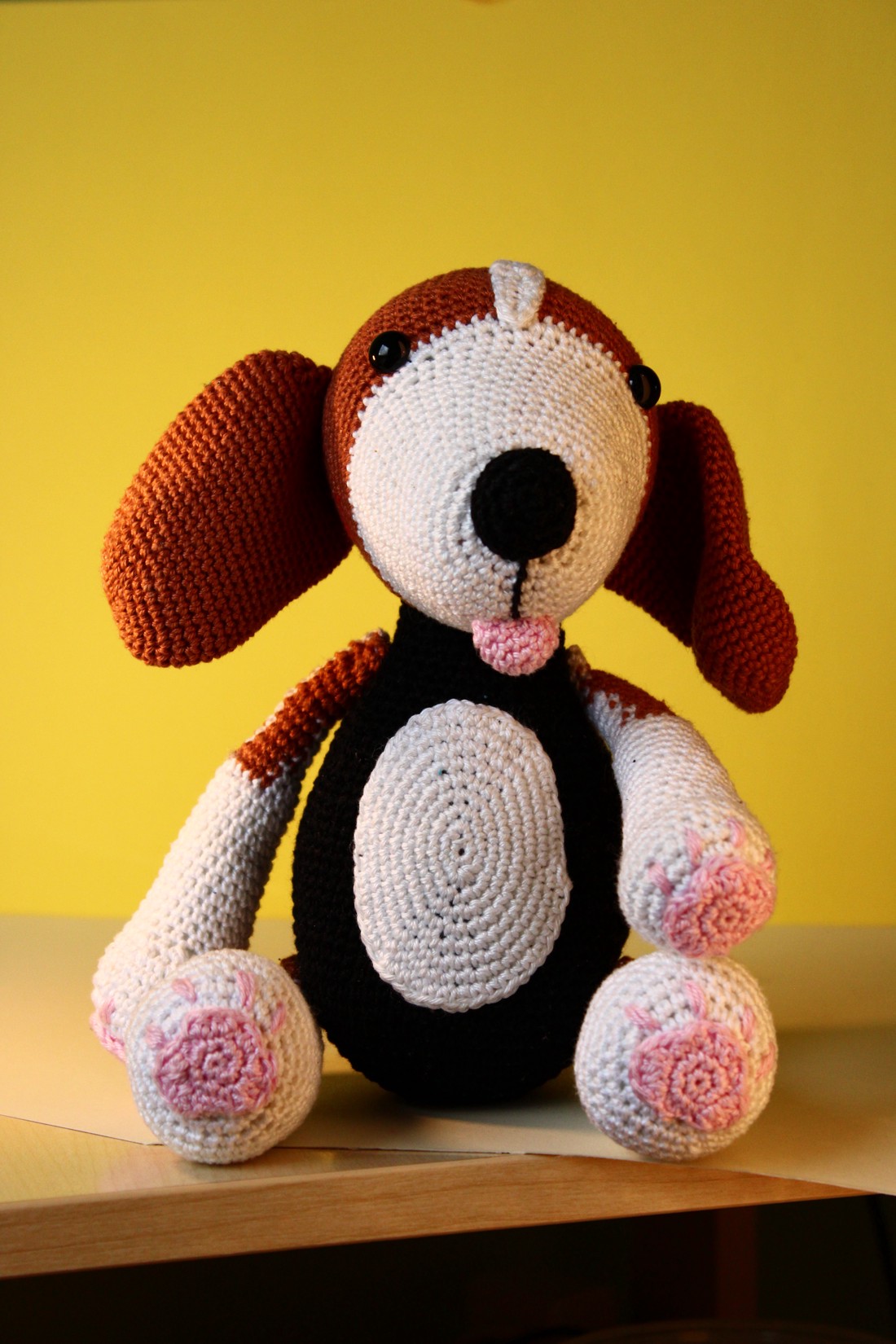 Câine Beagle - - Artynos.ro Câine Beagle - - Artynos.ro