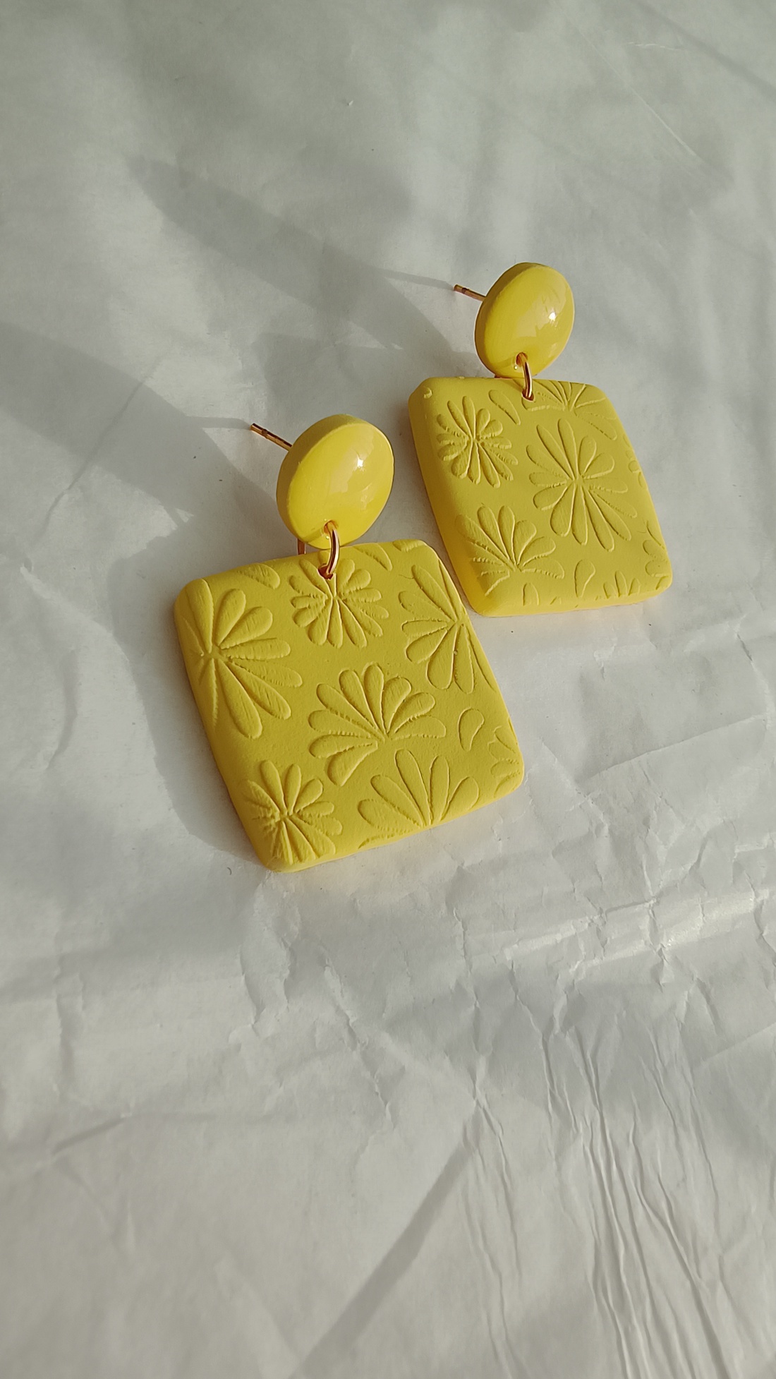 Cercei handmade motive florale  - bijuterii - cercei - cercei lungi - Artynos.ro