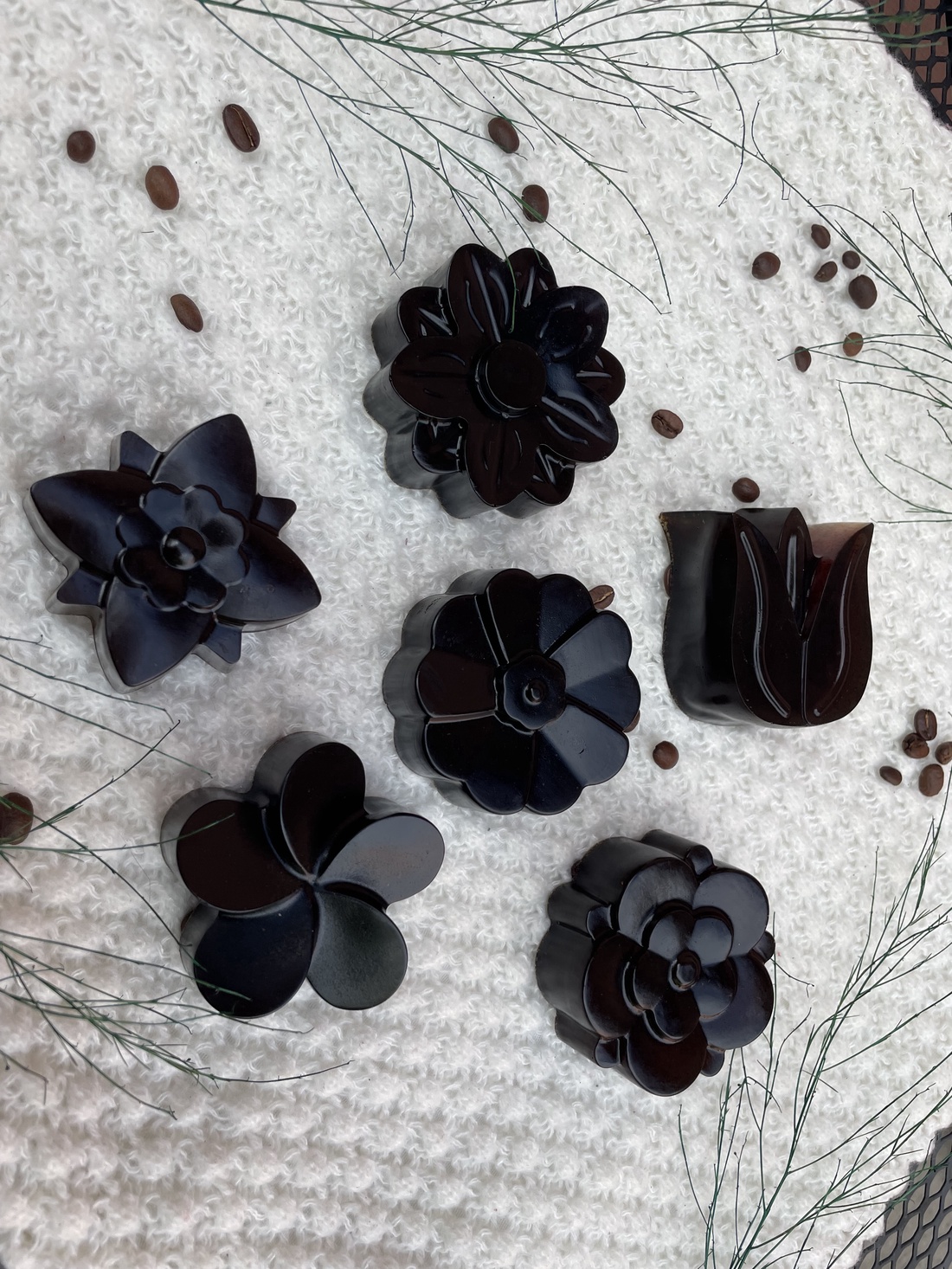 Sapun Hand Made Cafea Scrub - igienă și înfrumusețare - apă de lavandă - Artynos.ro