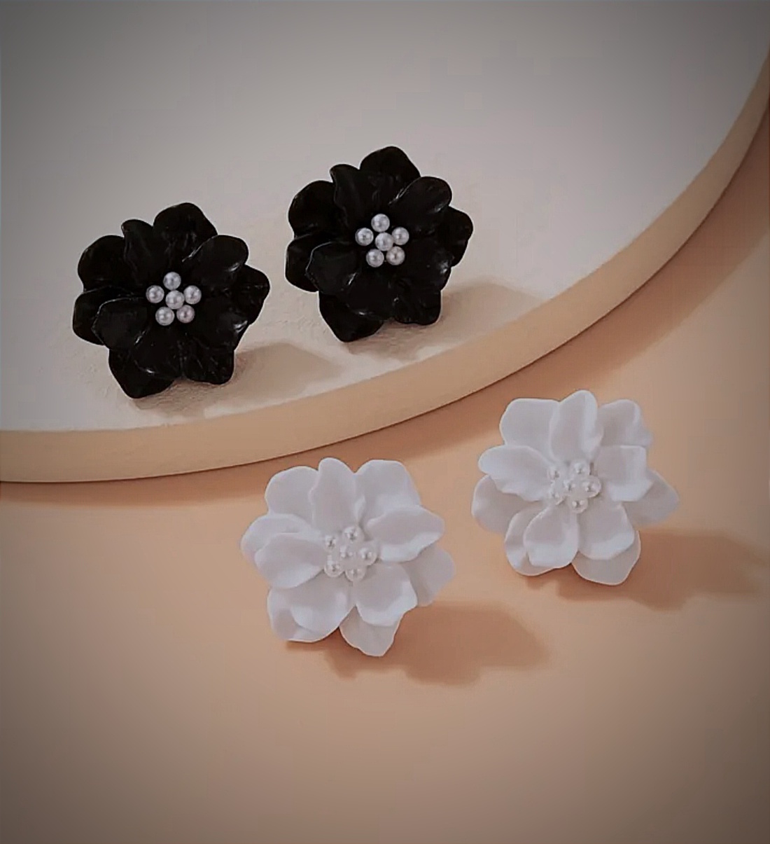 Cercei model Floare - bijuterii - cercei - Artynos.ro