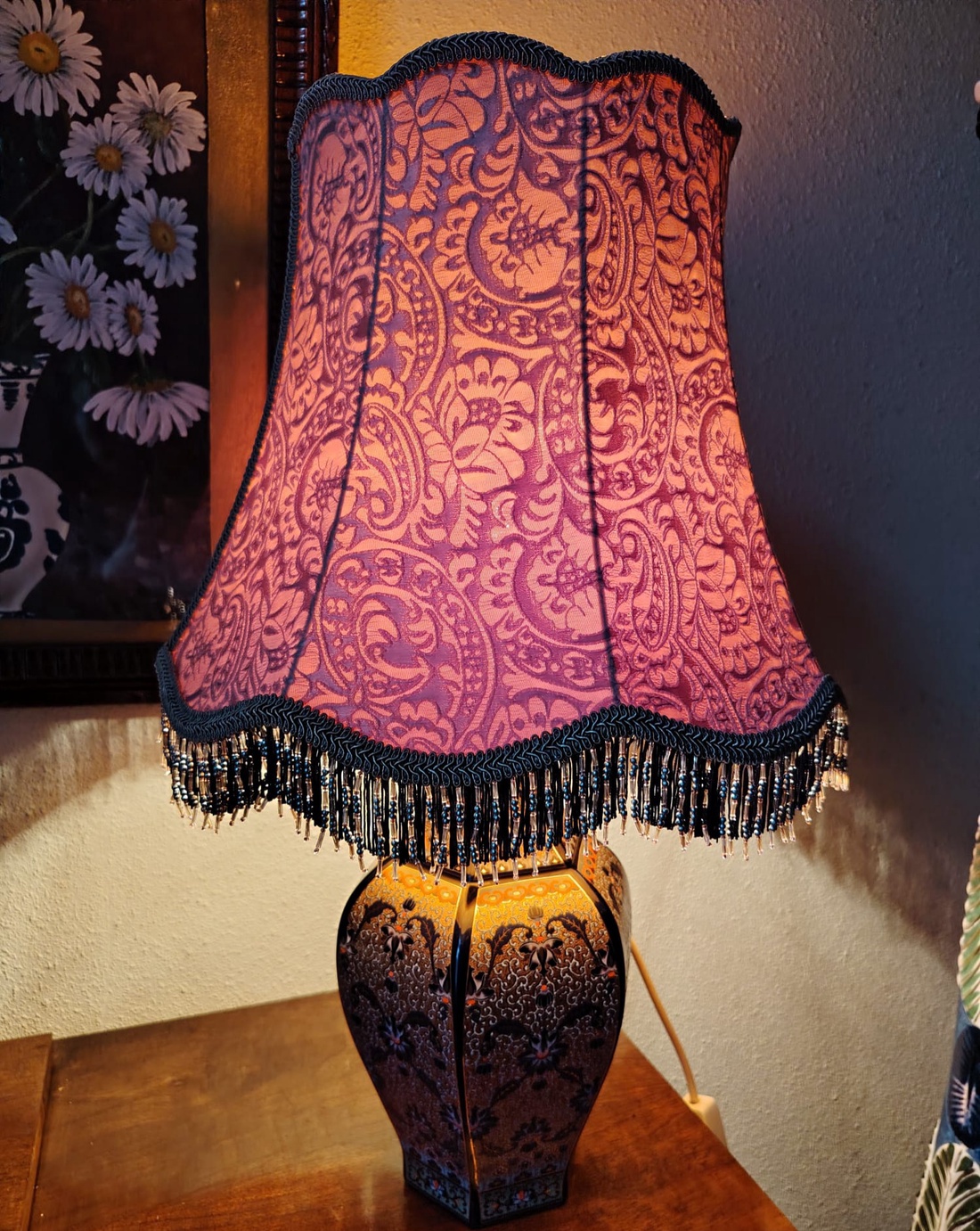 Ceramic lamp with hand-sewn lampshade and beaded fringe - casă & stil de viață - lămpi și corpuri de iluminat - candelabru - Artynos.ro