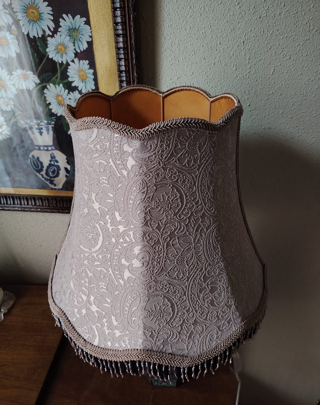 Ceramic lamp with hand-sewn lampshade and beaded fringe - casă & stil de viață - lămpi și corpuri de iluminat - candelabru - Artynos.ro