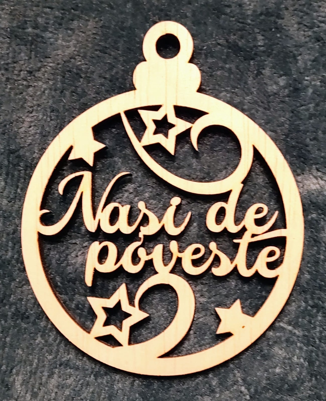 Globuri din lemn personalizate - crăciun - decorațiuni de crăciun de casă - globuri de crăciun - Artynos.ro