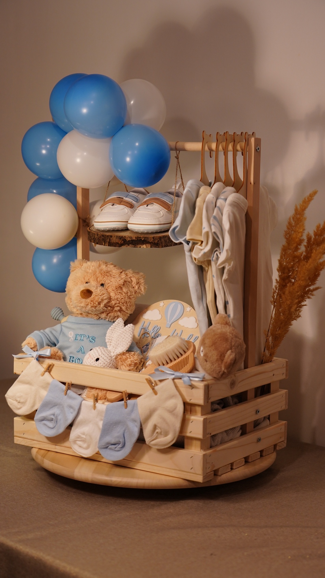 Cadou personalizat - Editia It's a boy  - jucării și echipamente pentru copii - daruri de botez - Artynos.ro