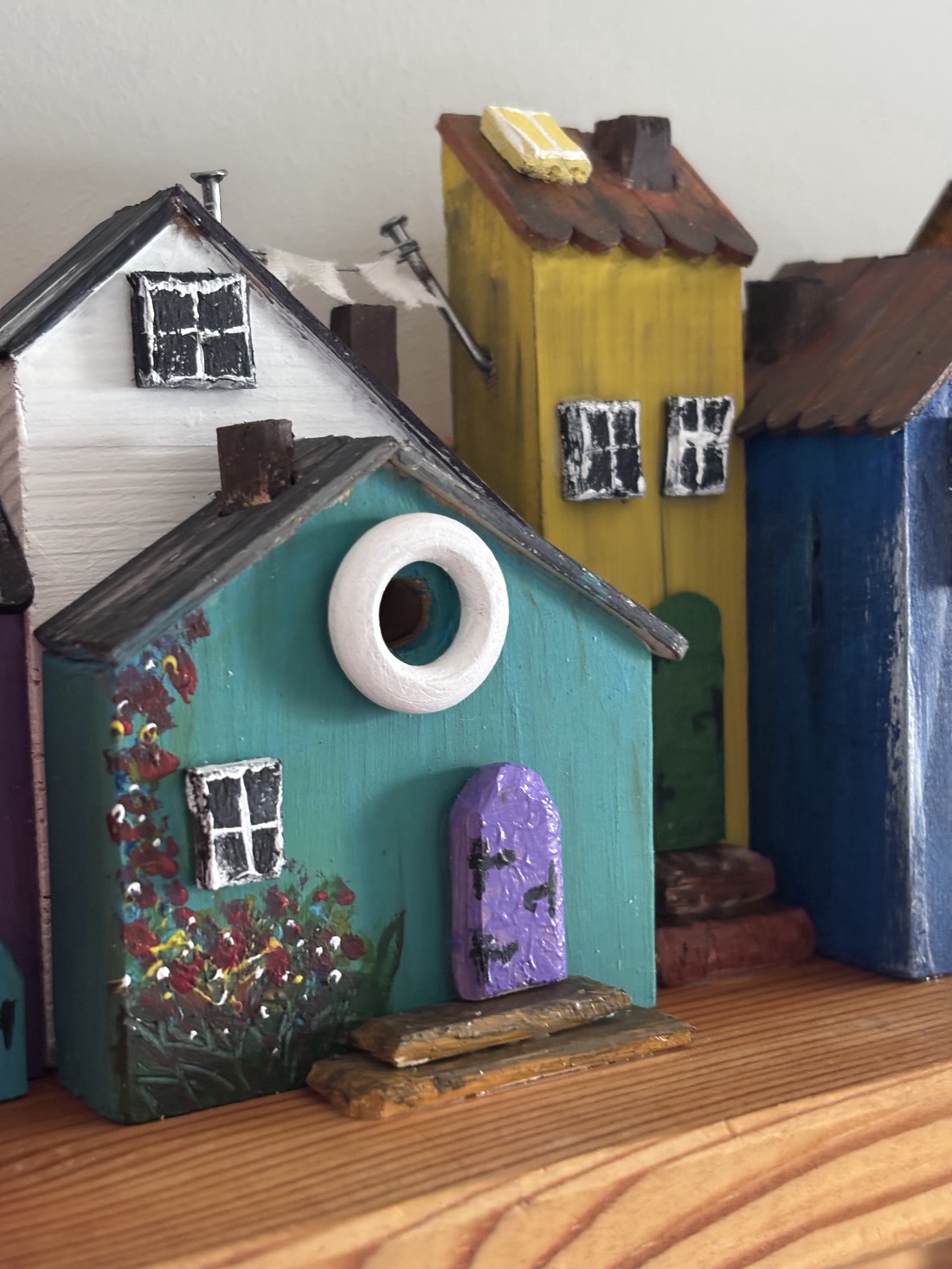 Wooden house key holder - casă & stil de viață - decorațiuni de casă - decorațiuni de pereți - suport pentru chei - Artynos.ro