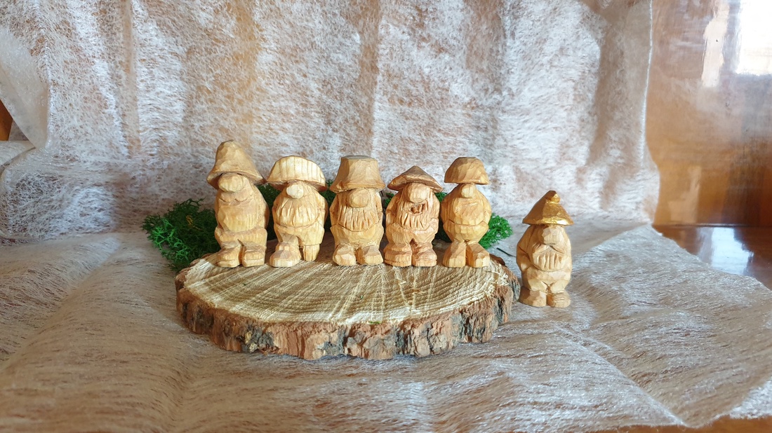Pitici sculptati din lemn - arte vizuale și accesorii - sculptură - statuie lemn - Artynos.ro Pitici sculptati din lemn - arte vizuale și accesorii - sculptură - statuie lemn - Artynos.ro
