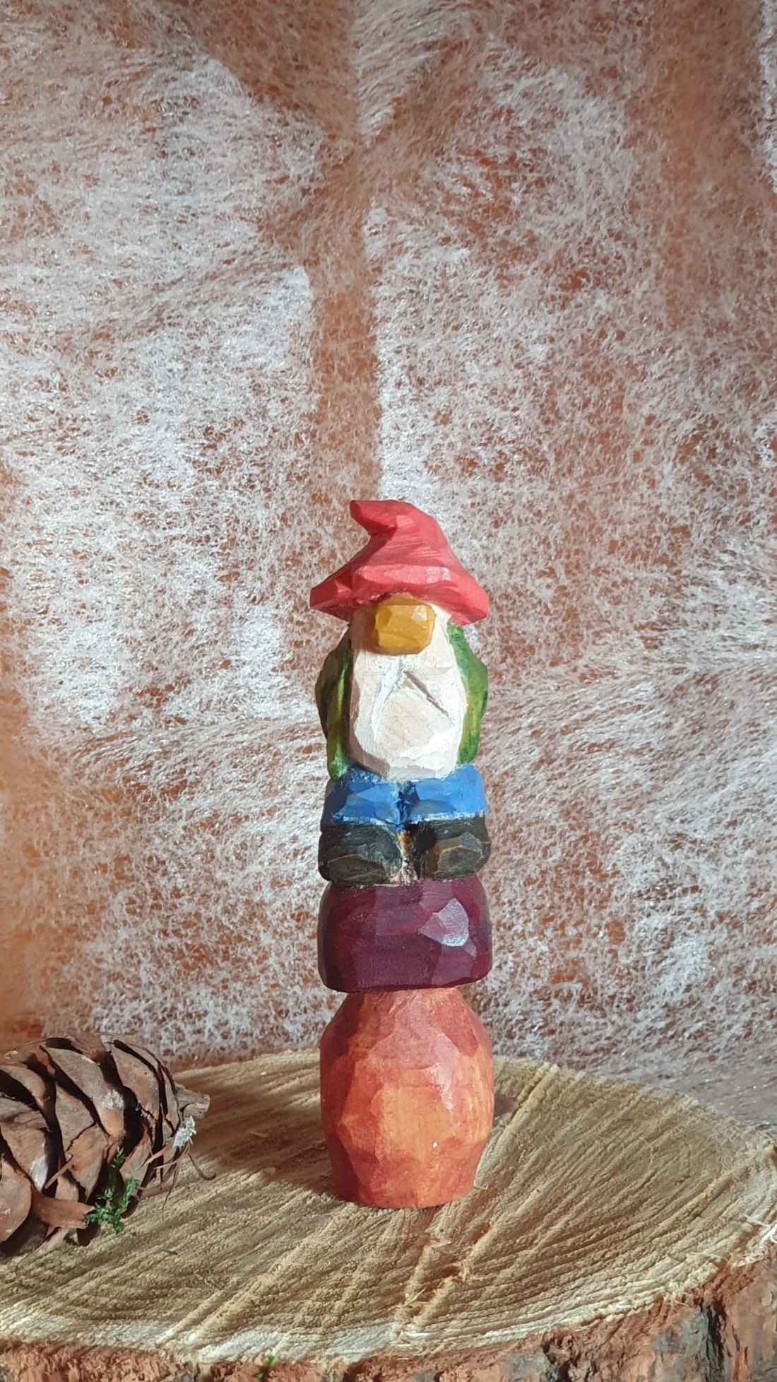 Pitic pe hrib - arte vizuale și accesorii - sculptură - statuie lemn - Artynos.ro Pitic pe hrib - arte vizuale și accesorii - sculptură - statuie lemn - Artynos.ro