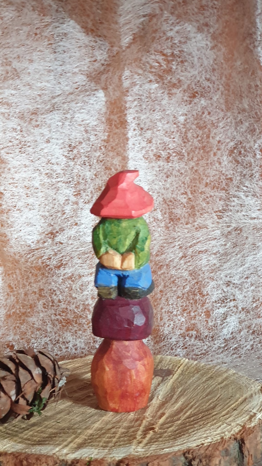 Pitic pe hrib - arte vizuale și accesorii - sculptură - statuie lemn - Artynos.ro Pitic pe hrib - arte vizuale și accesorii - sculptură - statuie lemn - Artynos.ro
