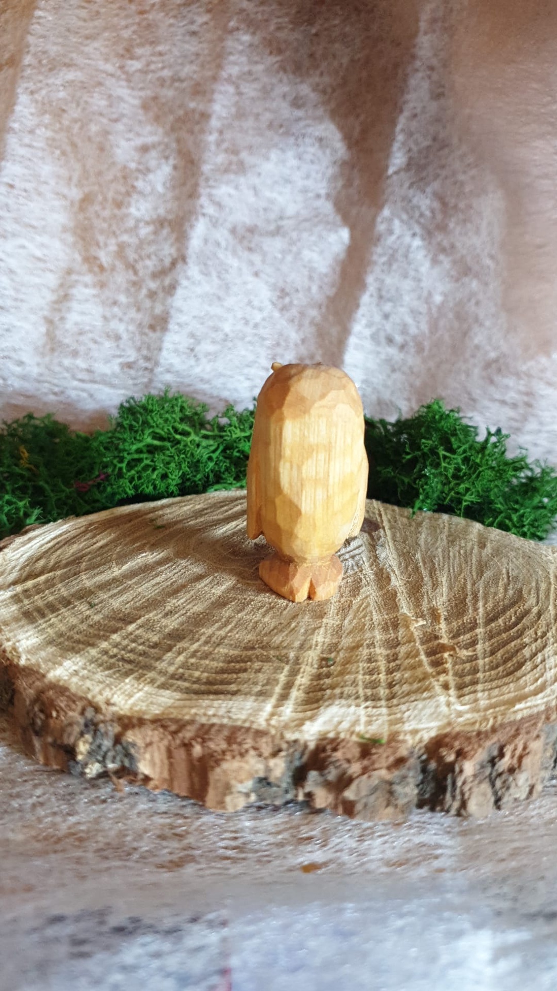 Pinguin sculptat - arte vizuale și accesorii - sculptură - statuie lemn - Artynos.ro Pinguin sculptat - arte vizuale și accesorii - sculptură - statuie lemn - Artynos.ro