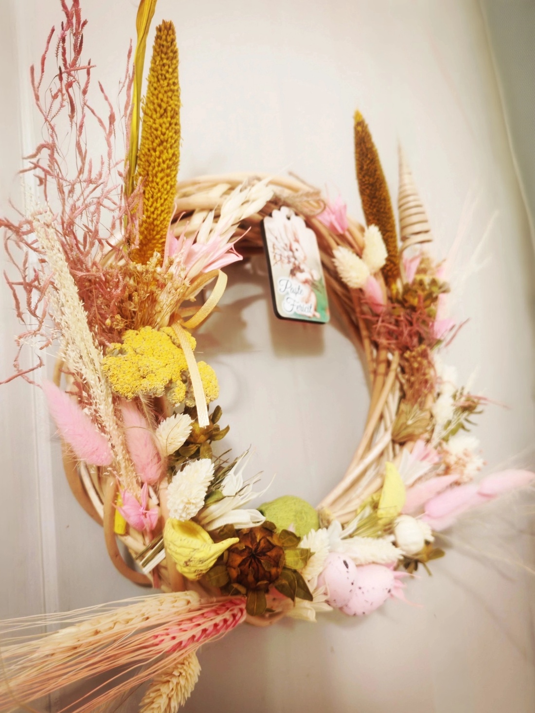 Coronita din nuieluse de lemn si flori naturale uscate - casă & stil de viață - accesorii pentru decorat casa - suport de flori - coronițe decor - Artynos.ro Coronita din nuieluse de lemn si flori naturale uscate - casă & stil de viață - accesorii pentru decorat casa - suport de flori - coronițe decor - Artynos.ro