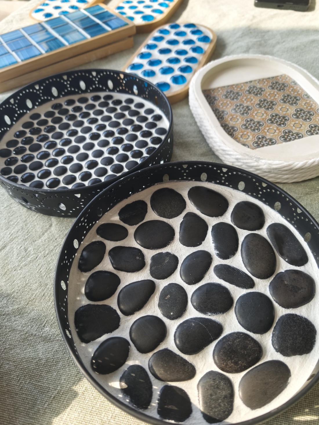 Tava decor bucatarie alb-negru, pietre/mozaic - casă & stil de viață - echipamente de bucătărie - accesorii de depozitare  - recipient de condimente - Artynos.ro