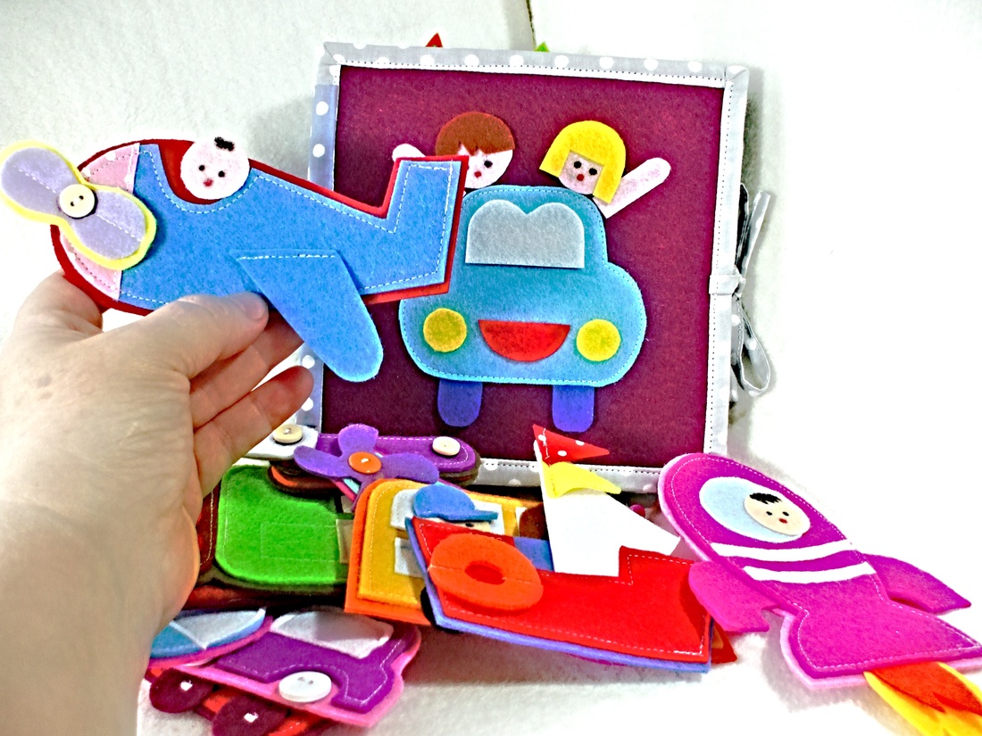 Calatorie si joaca ,carte textila senzoriala , 10 pagini cu mijloace de transport ,Jocuri interactive pentru 3 ani +. - jucării și echipamente pentru copii - cărți pentru copii, cărți textile - Artynos.ro