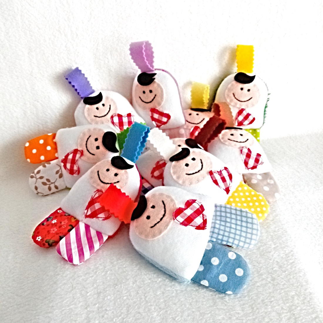 Marturii botez , breloc cadou pentru musafiri ,accesoriu pentru ghiozdane ,cadou pentru invatatoare. - jucării și echipamente pentru copii - cadouri baby shower - Artynos.ro Marturii botez , breloc cadou pentru musafiri ,accesoriu pentru ghiozdane ,cadou pentru invatatoare. - jucării și echipamente pentru copii - cadouri baby shower - Artynos.ro