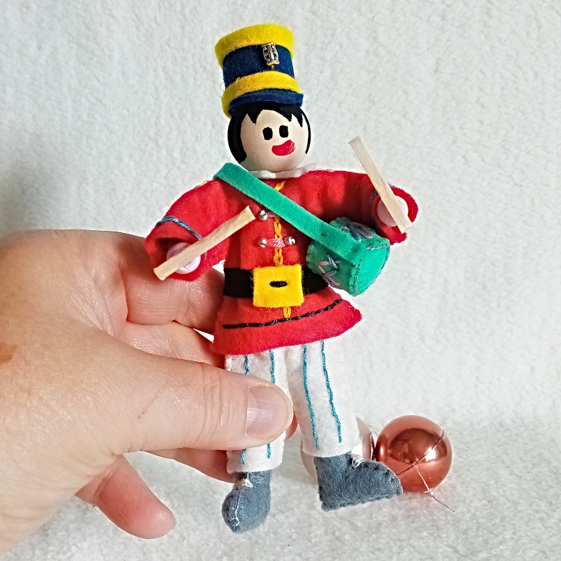 Set de ornamente pentru Craciun ,decoratii handmade pentru Bradul Familiei. - crăciun - decorațiuni de crăciun de casă - figurine pentru pomul de crăciun - Artynos.ro Set de ornamente pentru Craciun ,decoratii handmade pentru Bradul Familiei. - crăciun - decorațiuni de crăciun de casă - figurine pentru pomul de crăciun - Artynos.ro