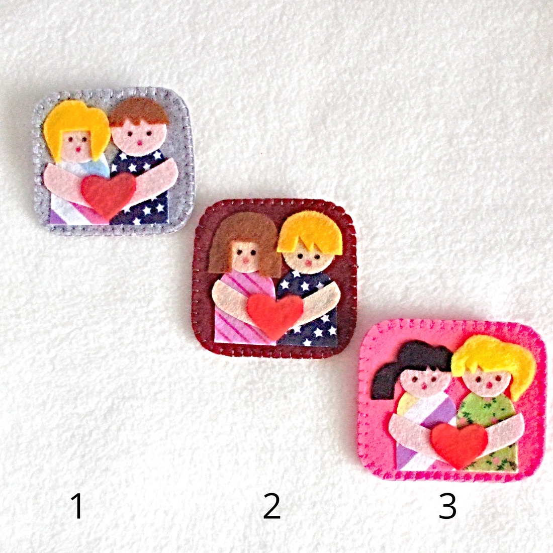 Brosa din fetru ,cadou ideal pentru mamici si fetite. - bijuterii - broșe - Artynos.ro