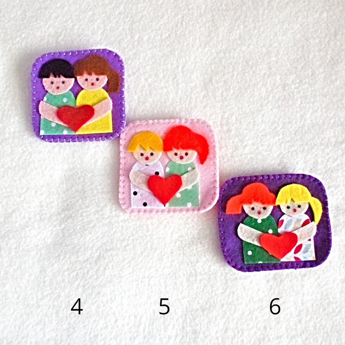 Brosa din fetru ,cadou ideal pentru mamici si fetite. - bijuterii - broșe - Artynos.ro