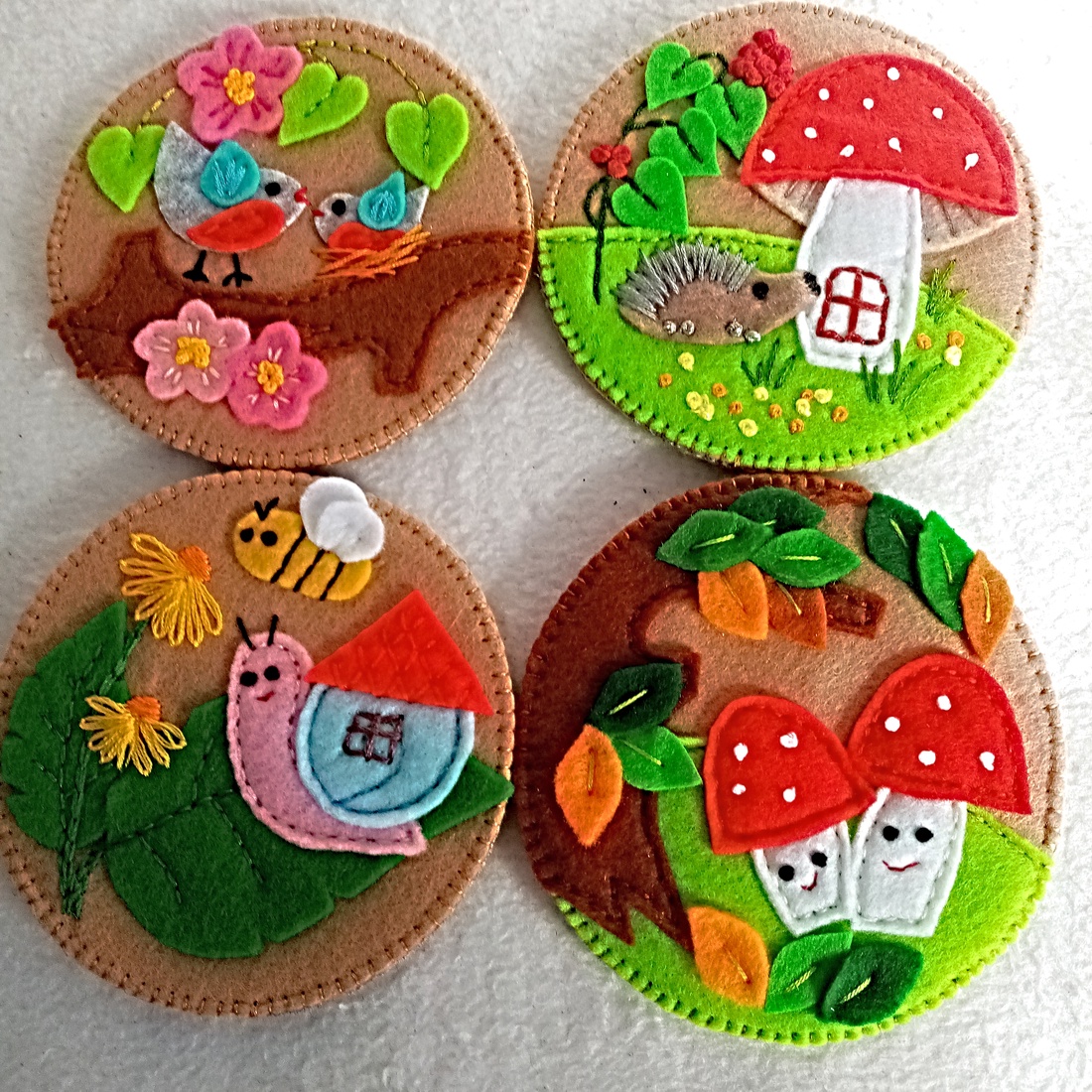 Suport din fetru pentru pahare cu broderie unică � cadoul perfect pentru Pasti . - casă & stil de viață - decorațiuni de casă - decorațiuni de masă și rafturi - decorațiuni de masă - Artynos.ro