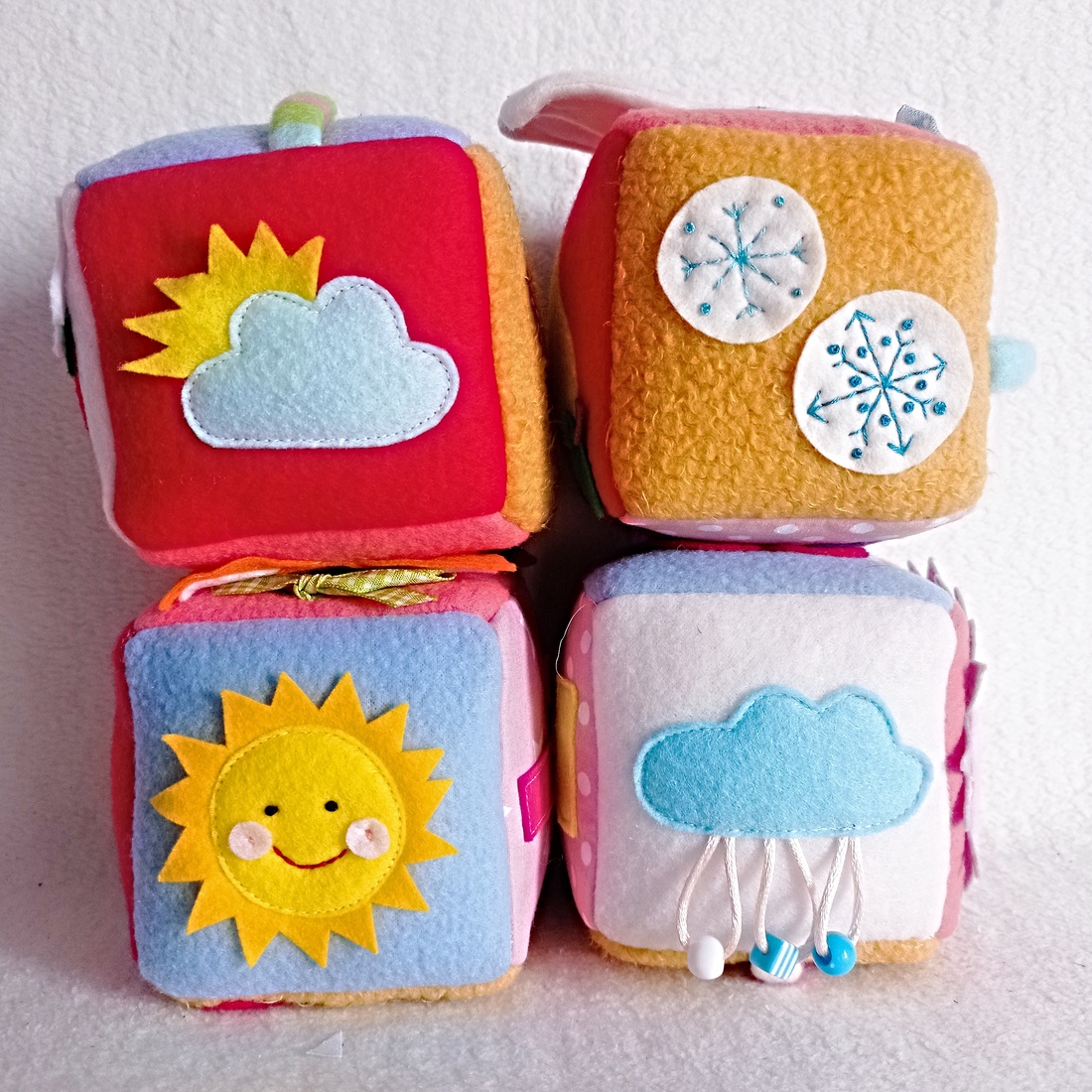 Set de cuburi moi Montessori � jucărie educativă pentru dezvoltare timpurie . - jucării și echipamente pentru copii - jucării bebeluși - cub pentru copii - Artynos.ro