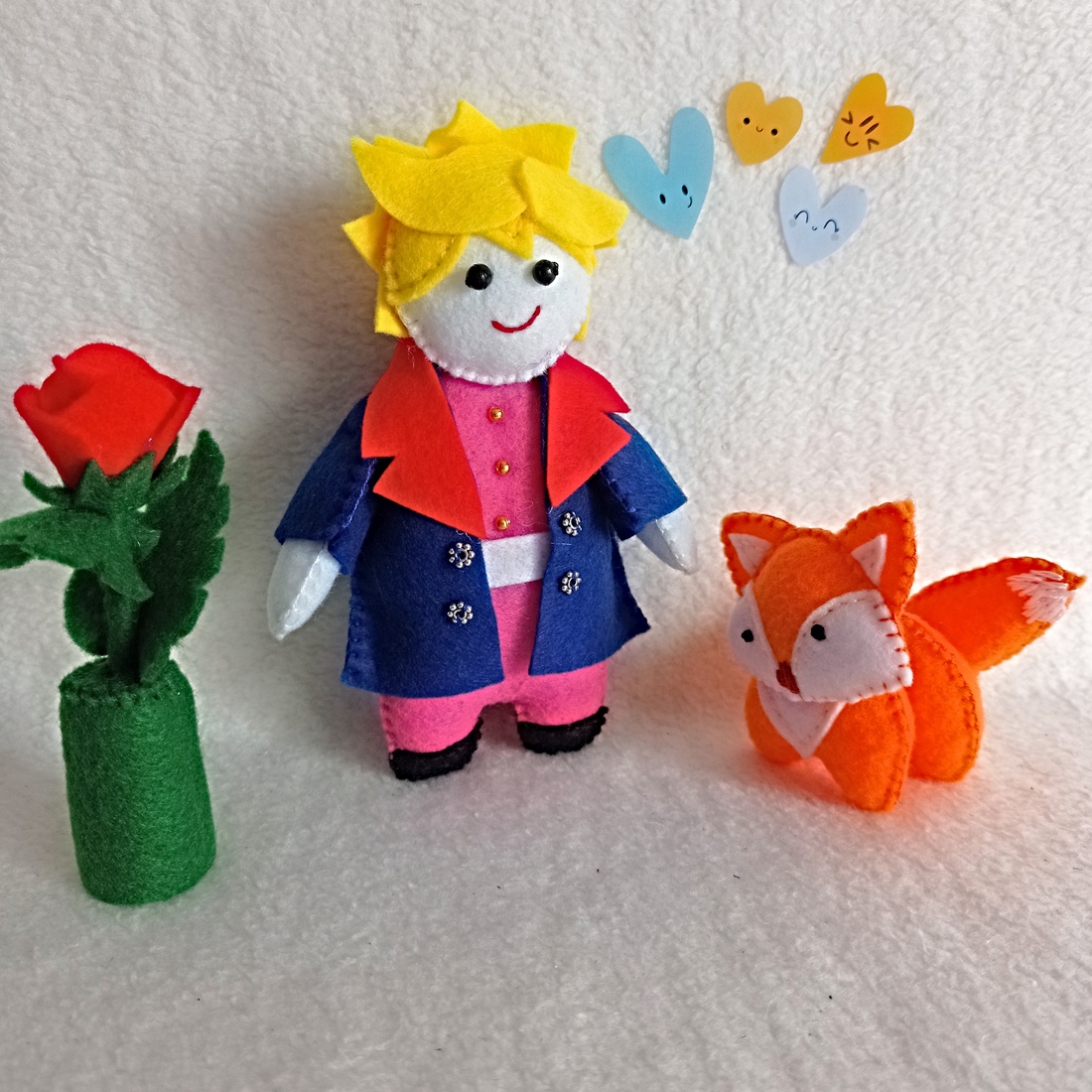 Micul Print ,set de figurine din fetru ,decor pentru poveste. - jucării și echipamente pentru copii - jocuri de gândire - curcubeu montessori, jocuri waldorf - Artynos.ro