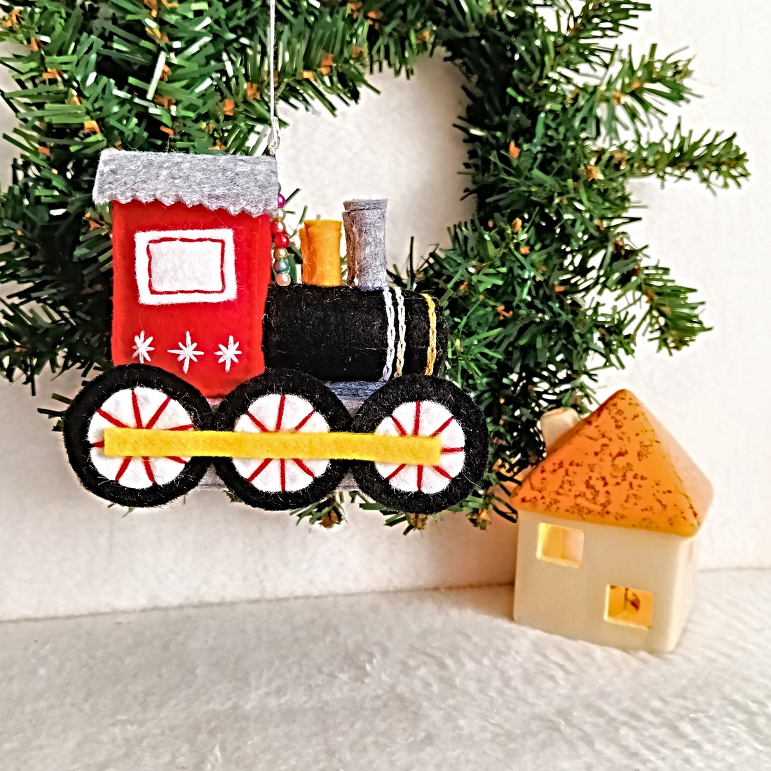 Ornament Locomotiva pentru Bradul de Craciun. - crăciun - decorațiuni de crăciun de casă - figurine pentru pomul de crăciun - Artynos.ro