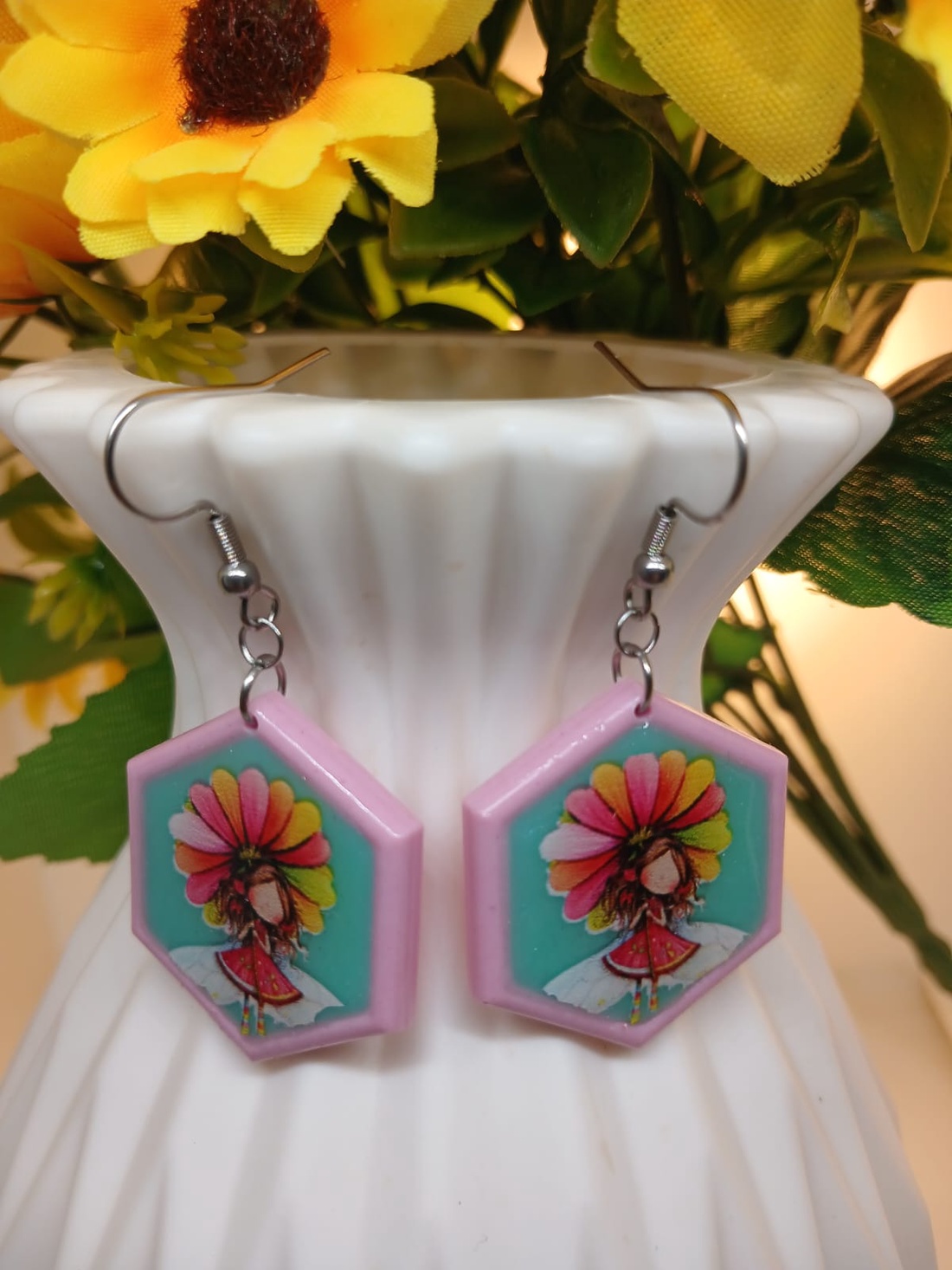 Cercei handmade hexagon cu model - bijuterii - cercei - cercei din rășină - Artynos.ro
