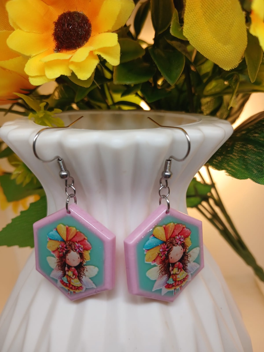 Cercei handmade hexagon cu model - bijuterii - cercei - cercei din rășină - Artynos.ro