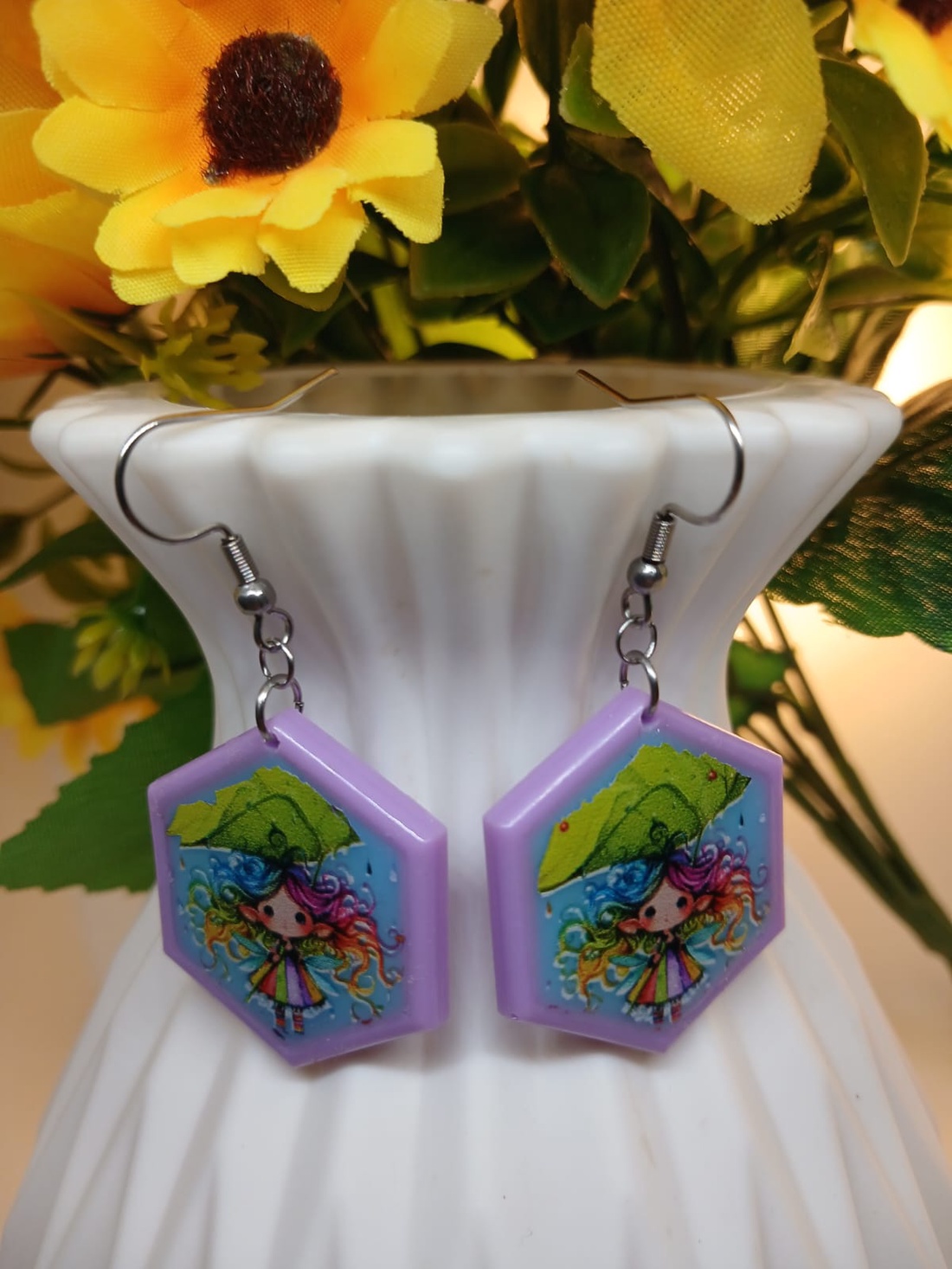 Cercei handmade hexagon cu model - bijuterii - cercei - cercei din rășină - Artynos.ro