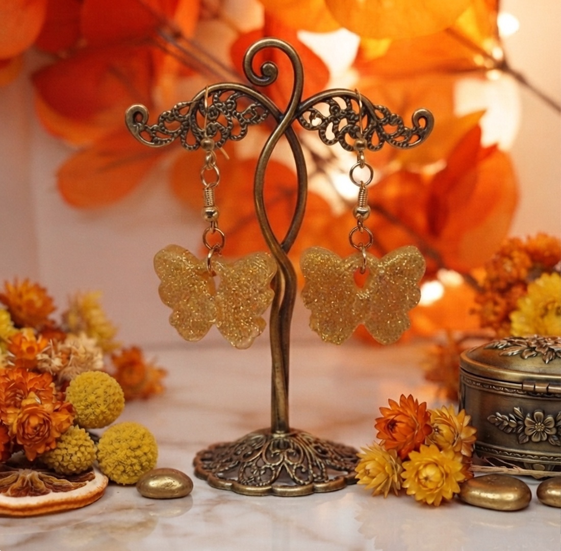 Cercei handmade rasina - bijuterii - cercei - cercei din rășină - Artynos.ro